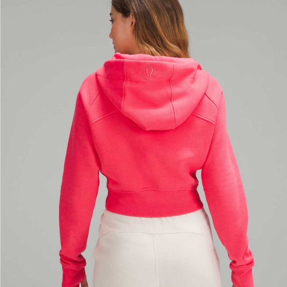 ၄၂NWOT👄 Lip-GlossLululemon Scuba Full-Zip Cropped Hoodie Bubble pink
